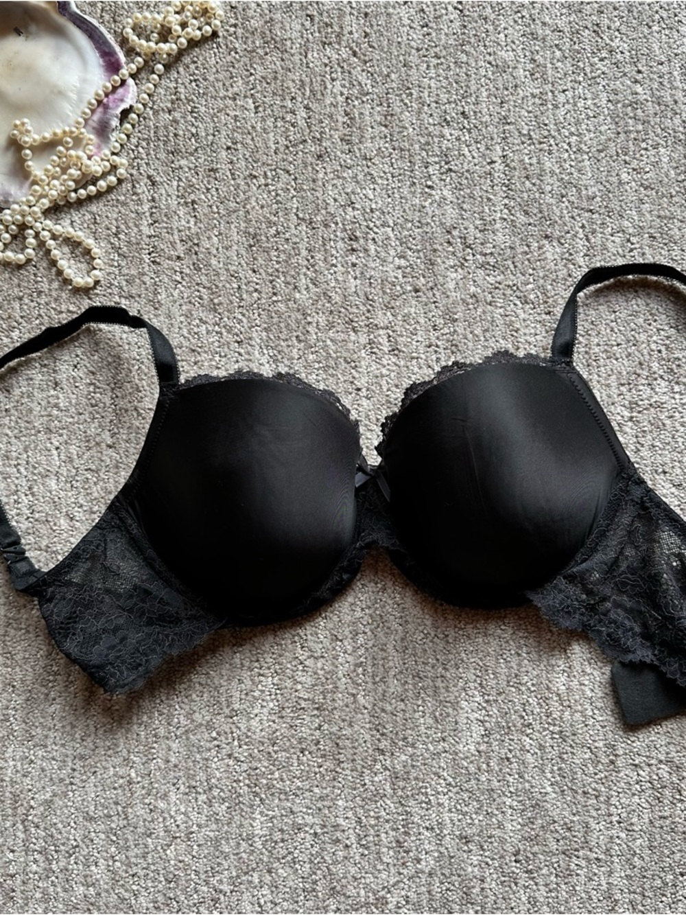 Victoria’s Secret Dream Angels Lined Demi Bra Black Lace 32DDD #207